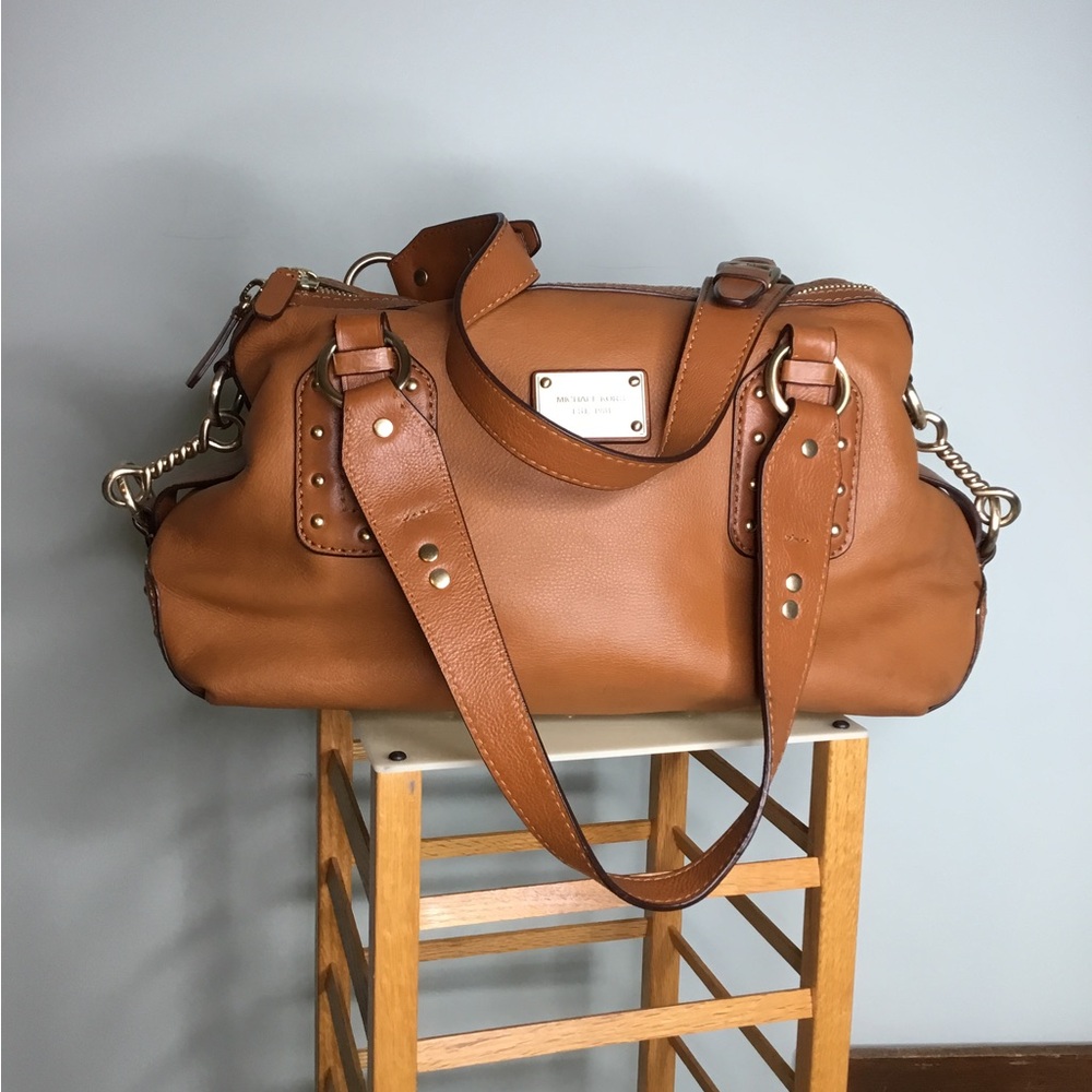 Michael Kors Brown and Gold Leather Satchel with Elegant Design - Picture 1 of 9